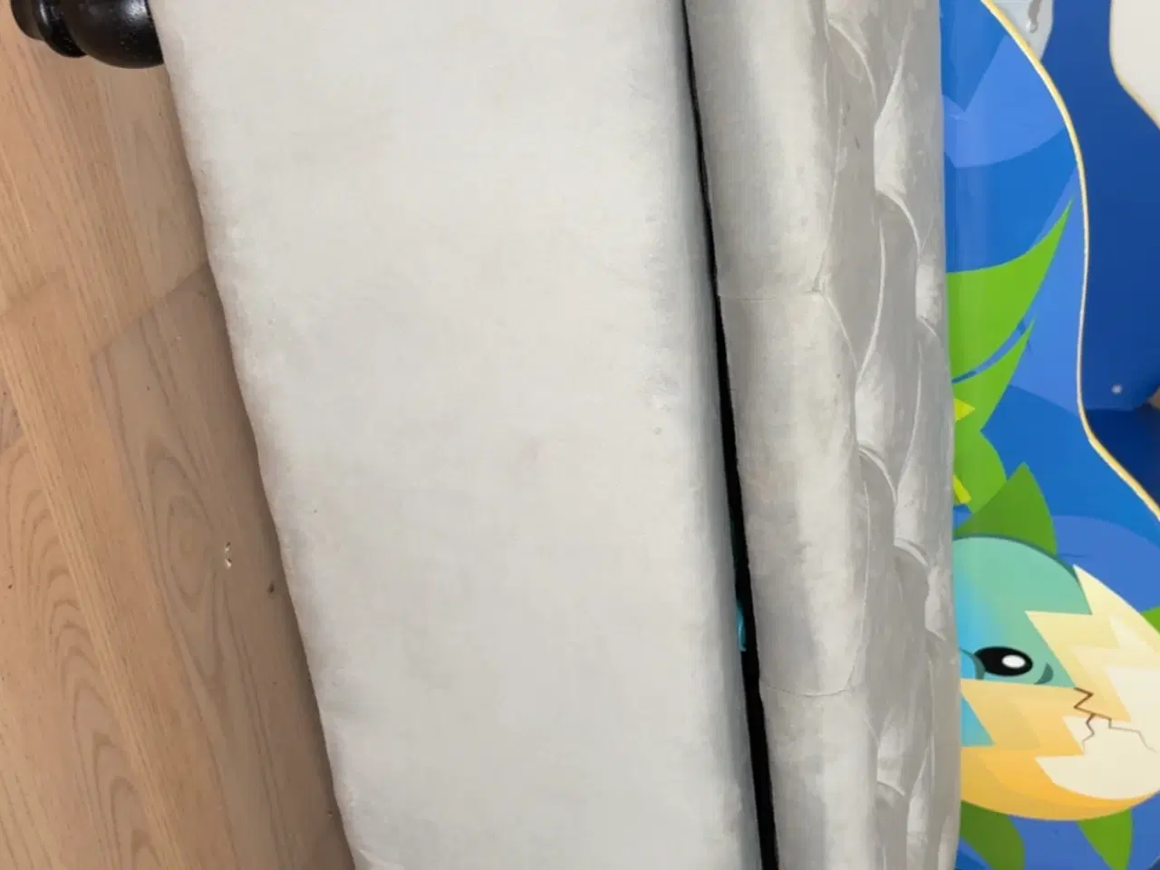 Billede 2 - Fin børnebørn med opbevaring i velour 