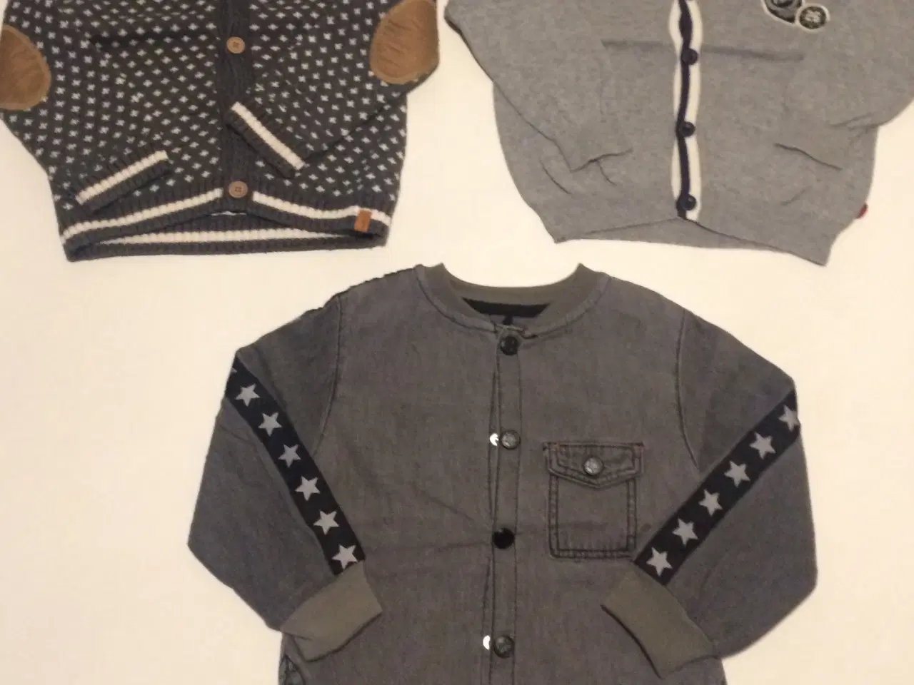 Billede 1 - Tøjpakke 16 stk. tøj. Str. 98-98/104