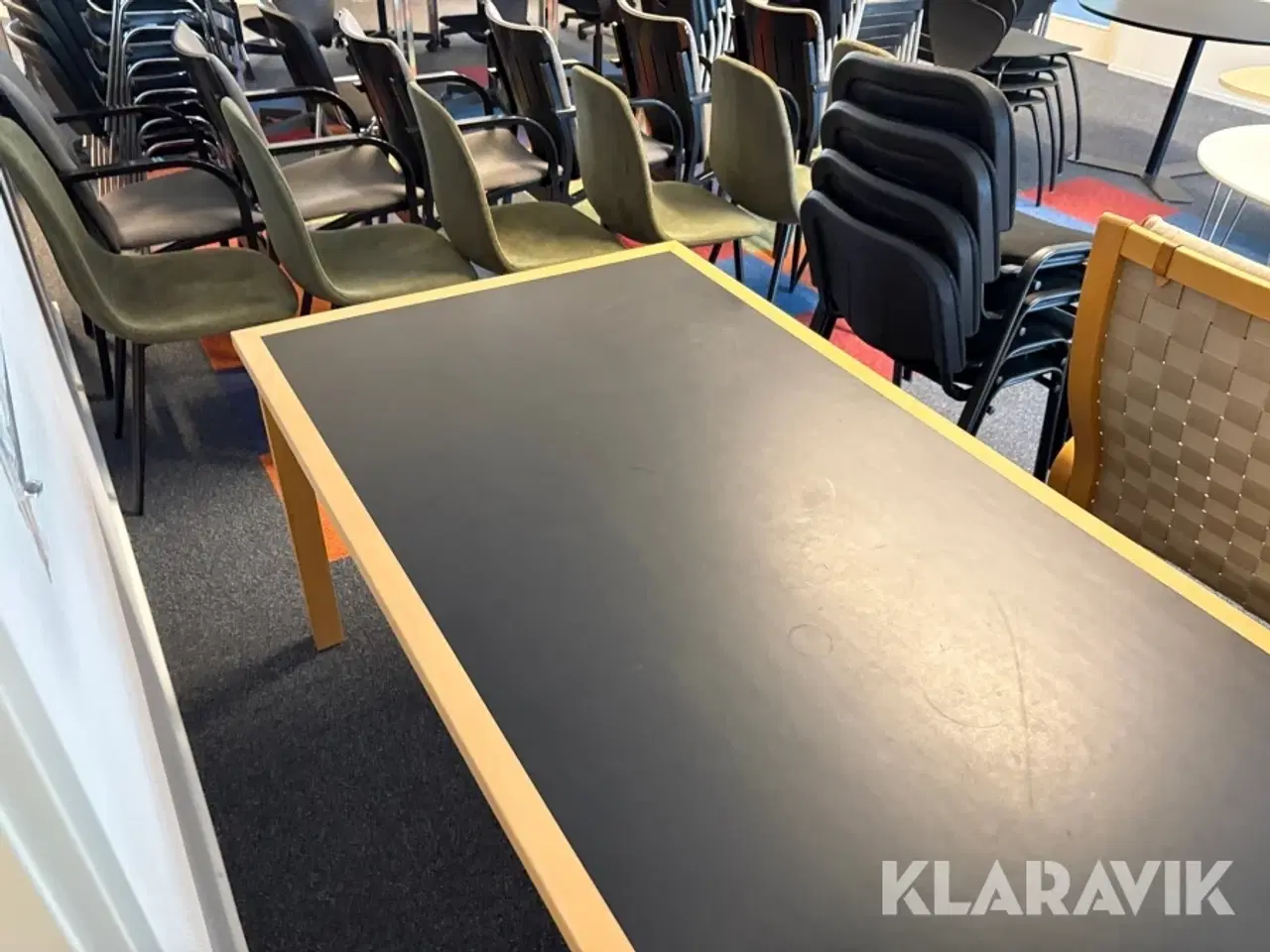 Billede 3 - Stort lot med kontormøbler