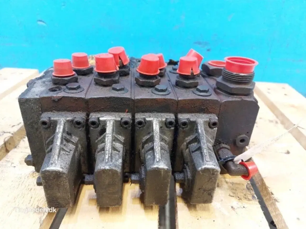 Billede 16 - Hydrema 906C Styreventil 7200141