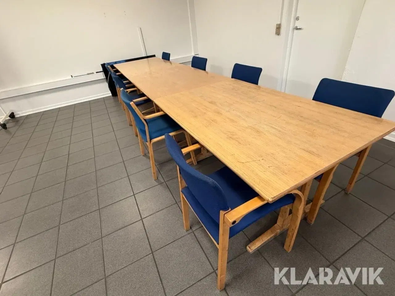 Billede 4 - Kantine bord.3 styk inkl 8 stole