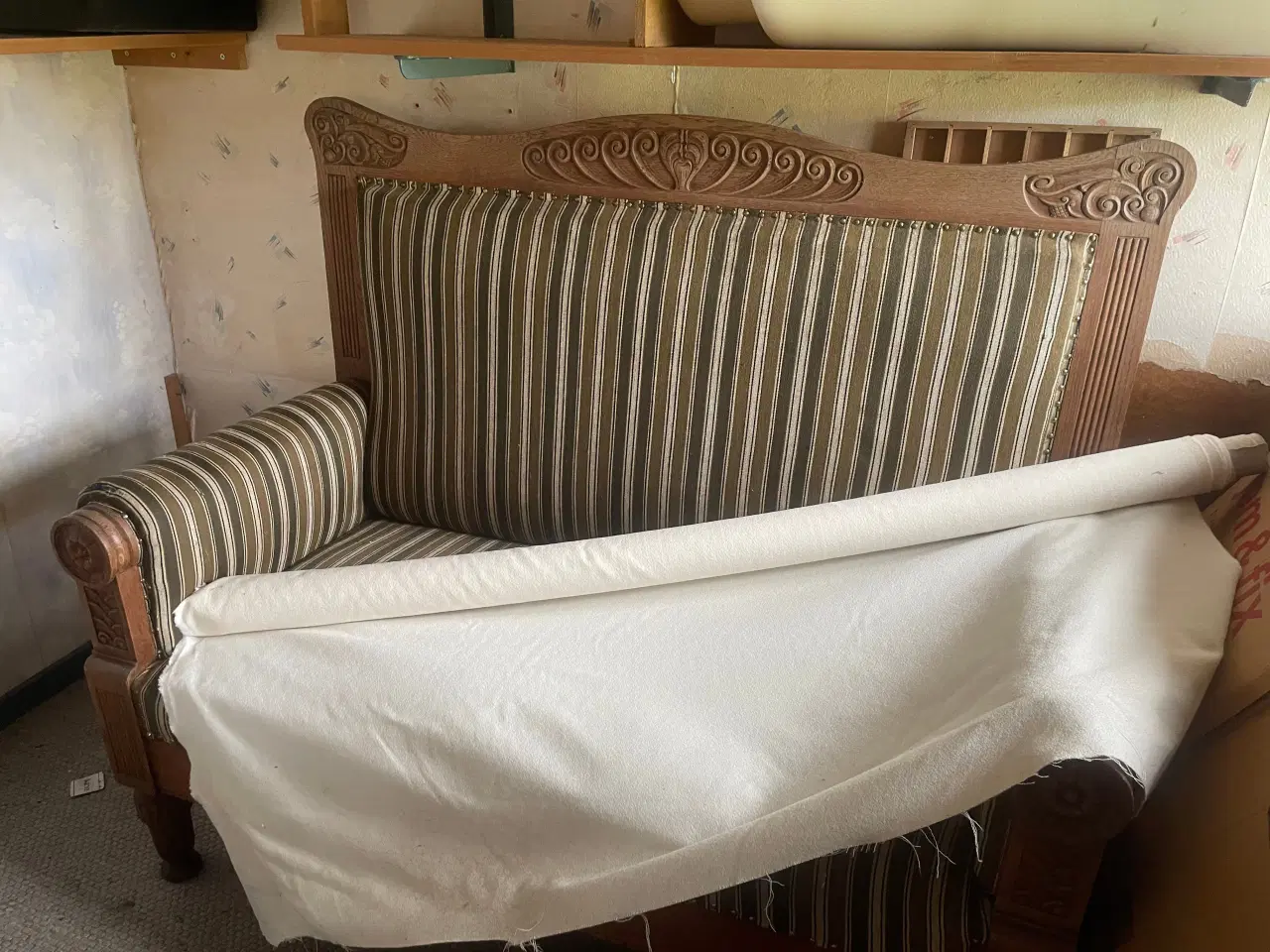 Billede 3 - Gammel sofa. 