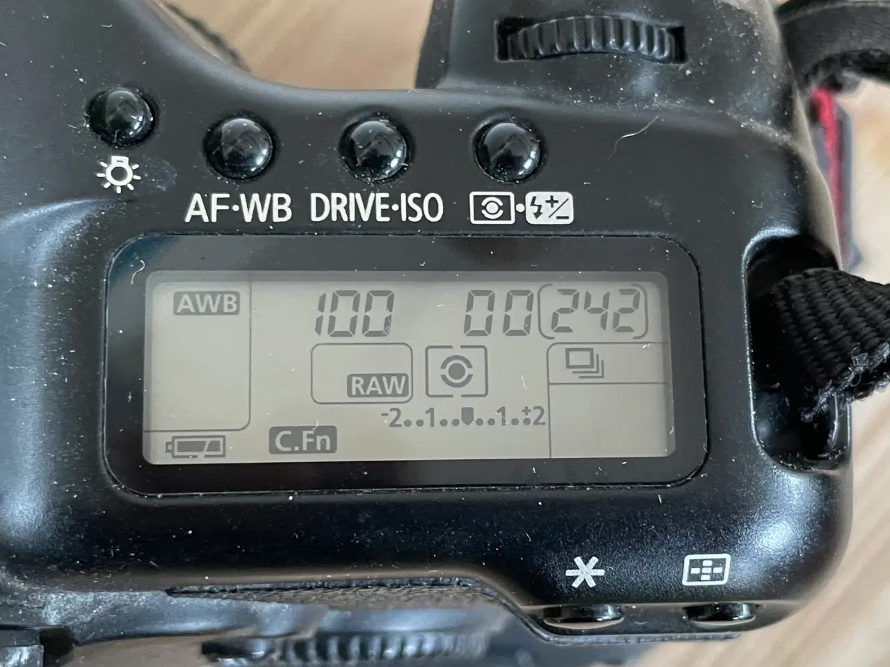 Billede 4 - Canon EOS 5D med batterigreb