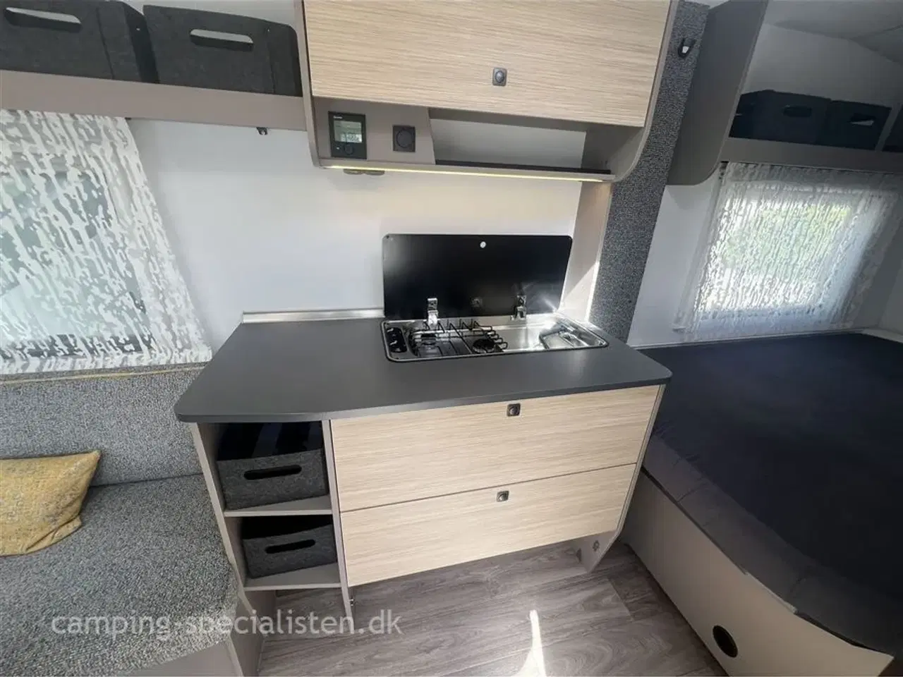 Billede 3 - 2026 - Fendt NEXT 380   2026 Fendt Next 380 - se den snart hos Camping-Specialisten i Silkeborg