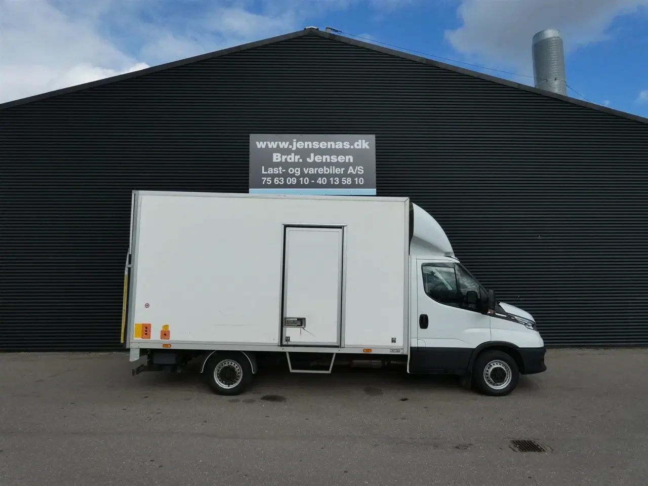 Billede 4 - Iveco Daily 35S16 4100mm 2,3 D m/Alukasse med lift Hi-Matic 156HK Ladv./Chas. 8g Aut.