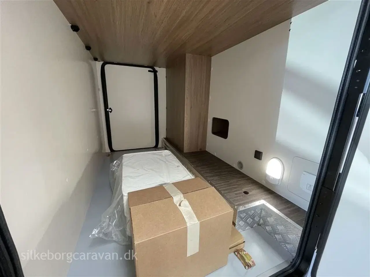 Billede 18 - 2026 - Elnagh Baron 539 Compact