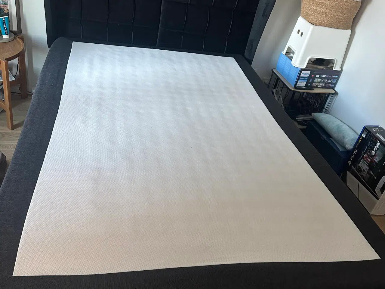 Billede 2 - JOSELVA Elevationsseng + sengegavl i velour 