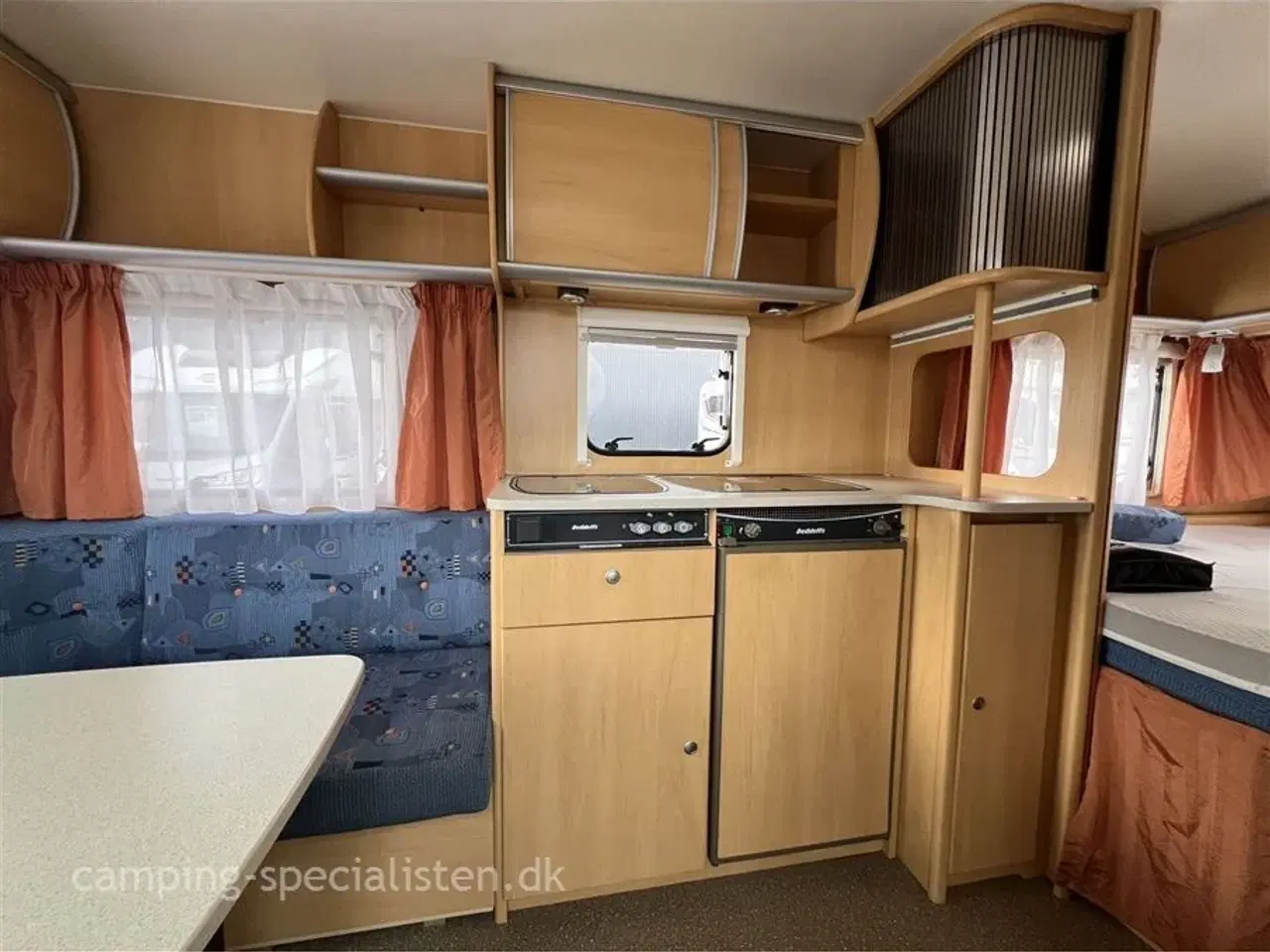 Billede 8 - 2005 - Dethleffs Tourist Light 450 DB   2005 Dethleffs Tourist Light 450 DB - Se den nu hos Camping-Specialisten.dk