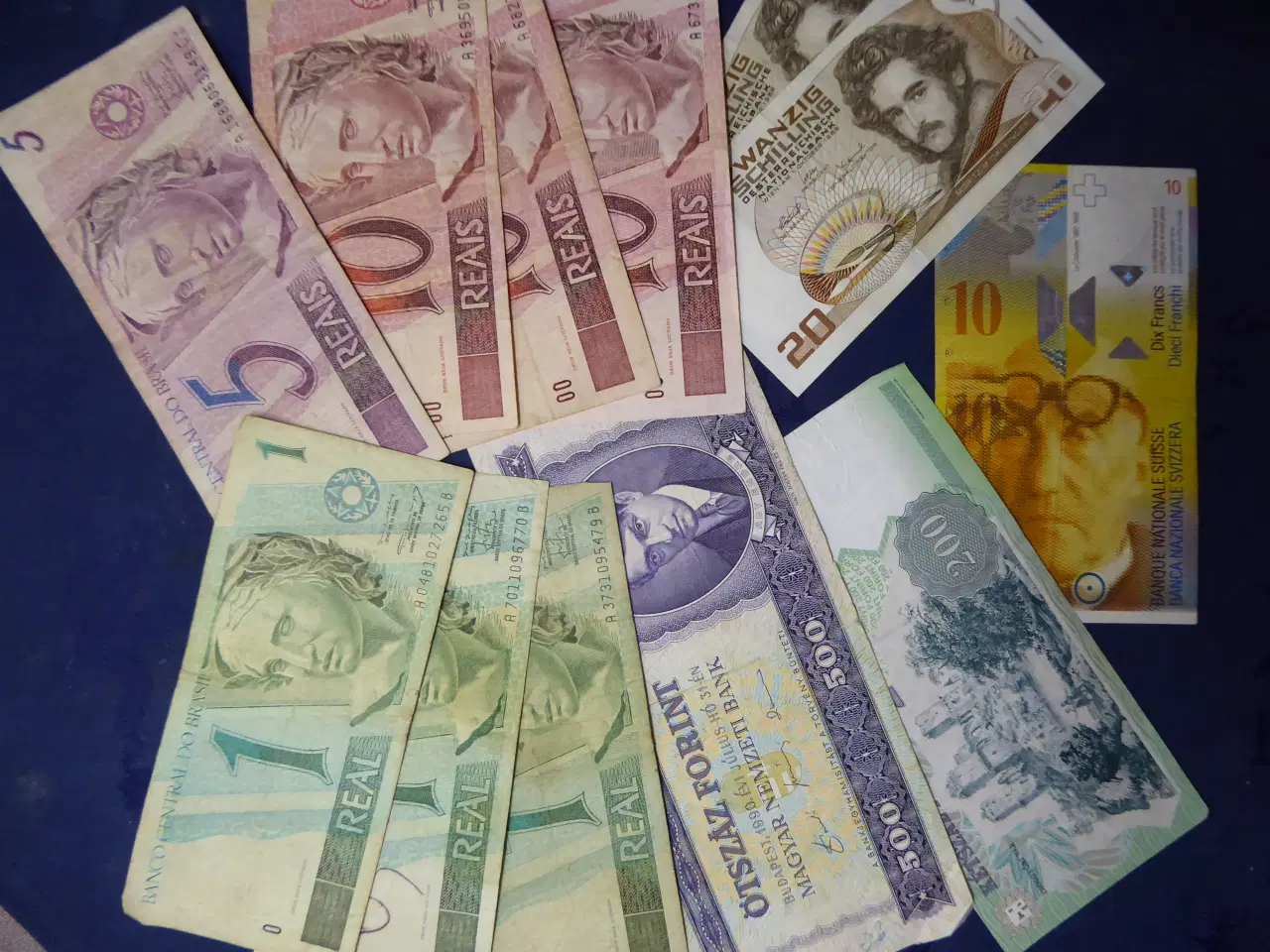 Billede 1 - Mange gamle udenlandske pengeseddel 