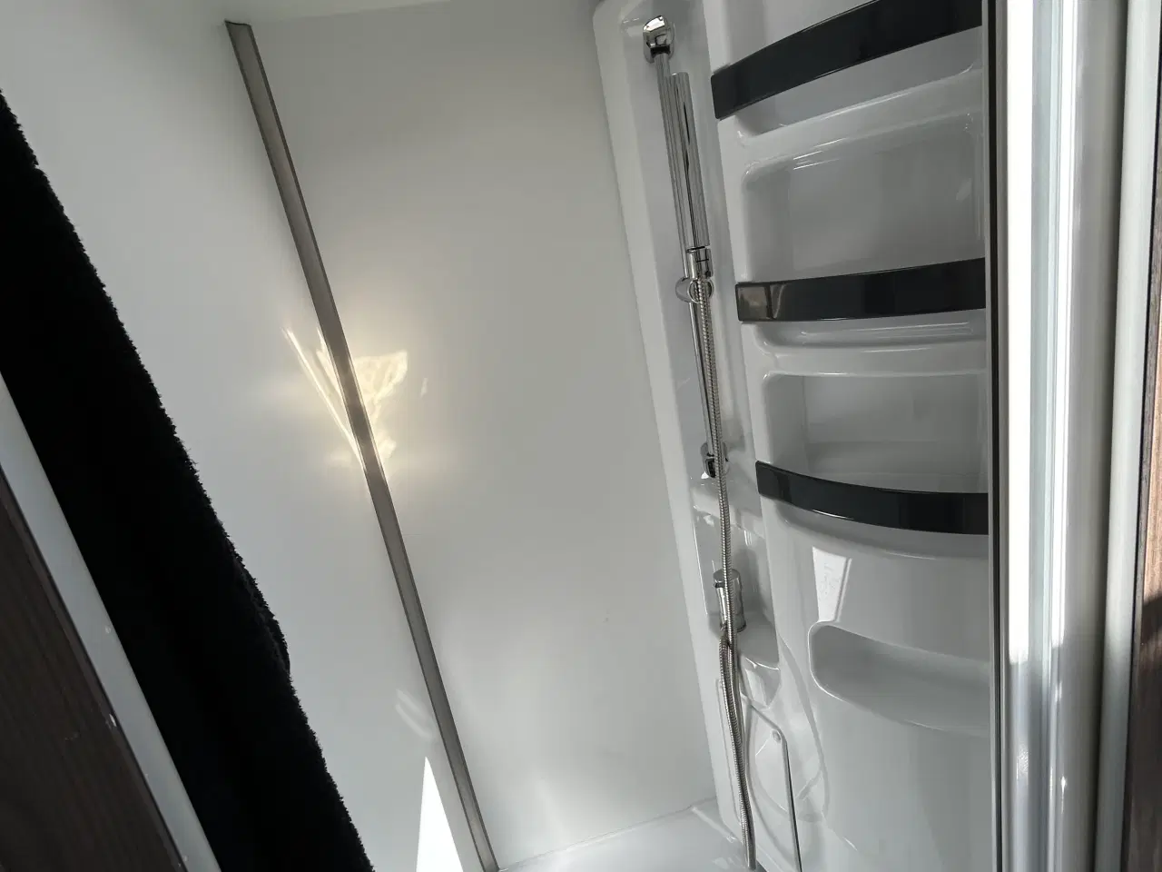 Billede 9 - Frihed på fire hjul 