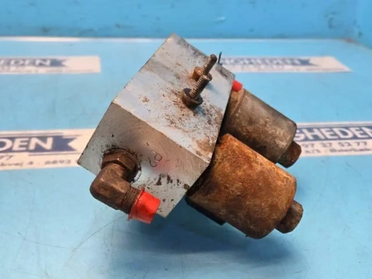 Billede 3 - MacDon D60 Hydraulikventil 133985