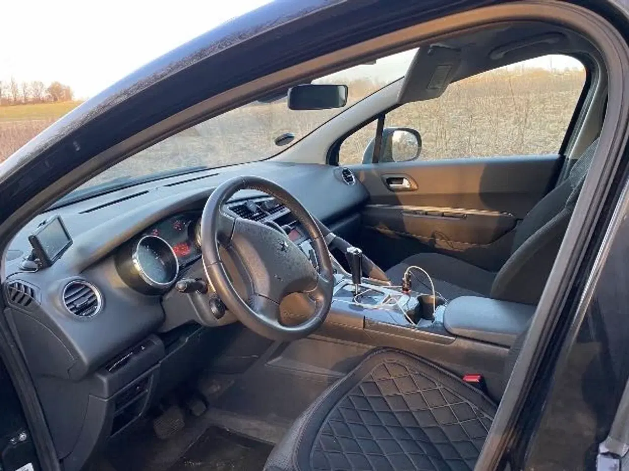 Billede 6 - Peugeot 3008 1,6  HDi med automatgear, KM-tal ved 