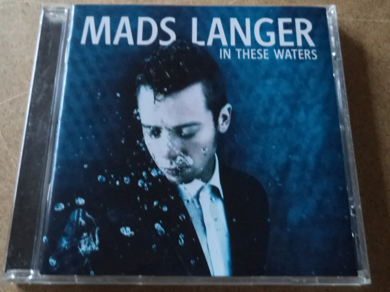 Billede 1 - Mads Langer ** In These Waters
