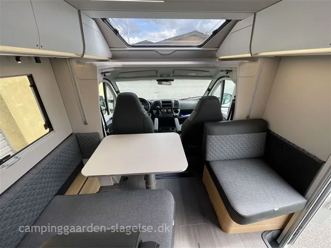 Billede 11 - 2023 - Adria Matrix Plus 670 SL   AUTOMATGEAR