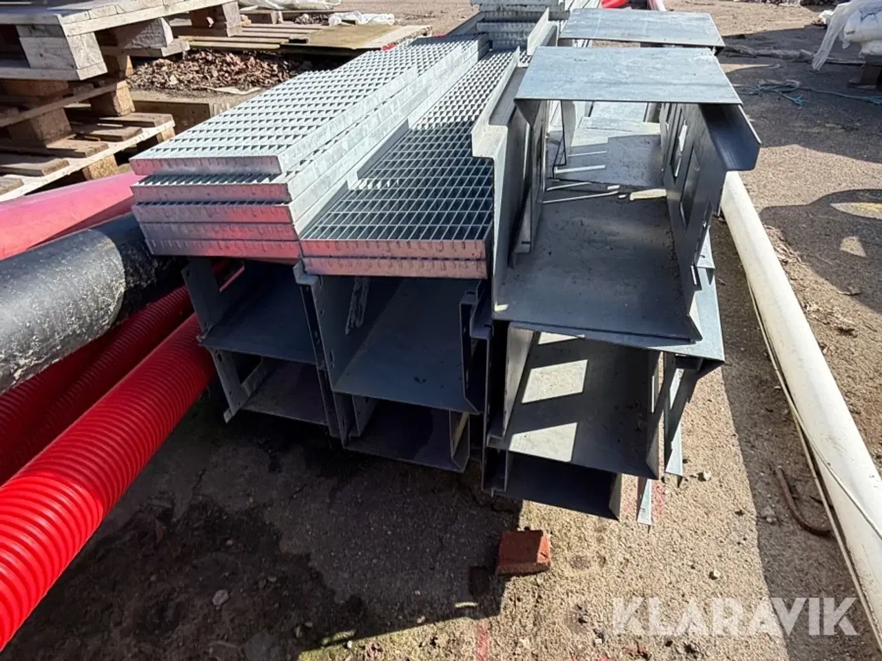 Billede 4 - Zink sokkel render