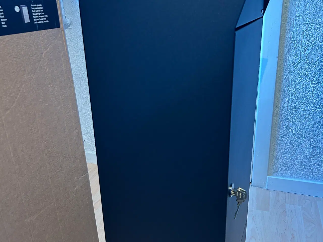 Billede 13 - Ny Allux “Bjørn” postkasse med sensor og LED lys