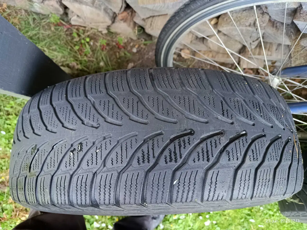 Billede 1 - Bridgestone vinterhjul på stålfælge 