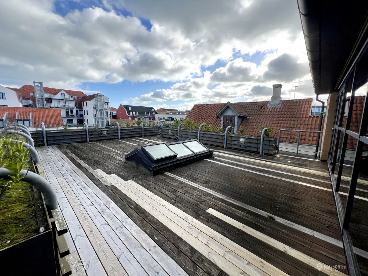 Billede 20 - Stort og velplaceret erhvervslejemål i Frederikshavn på 539 kvm!