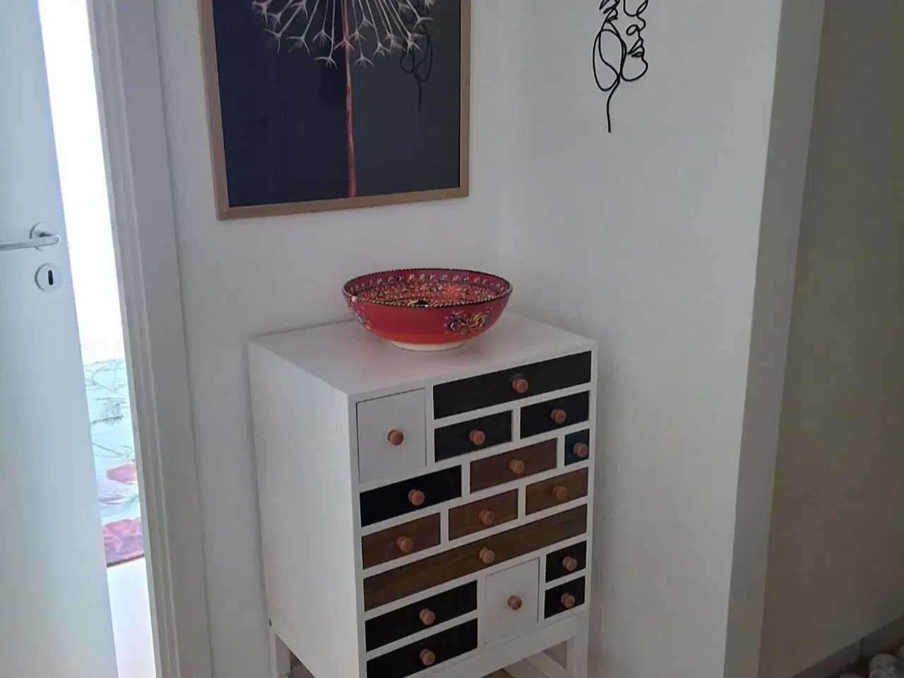 Billede 4 - Kommode med mange små skuffer,dekorativ & praktisk