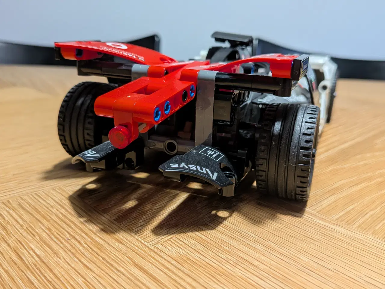 Billede 2 - Lego 42137 - Porsche 99x electric