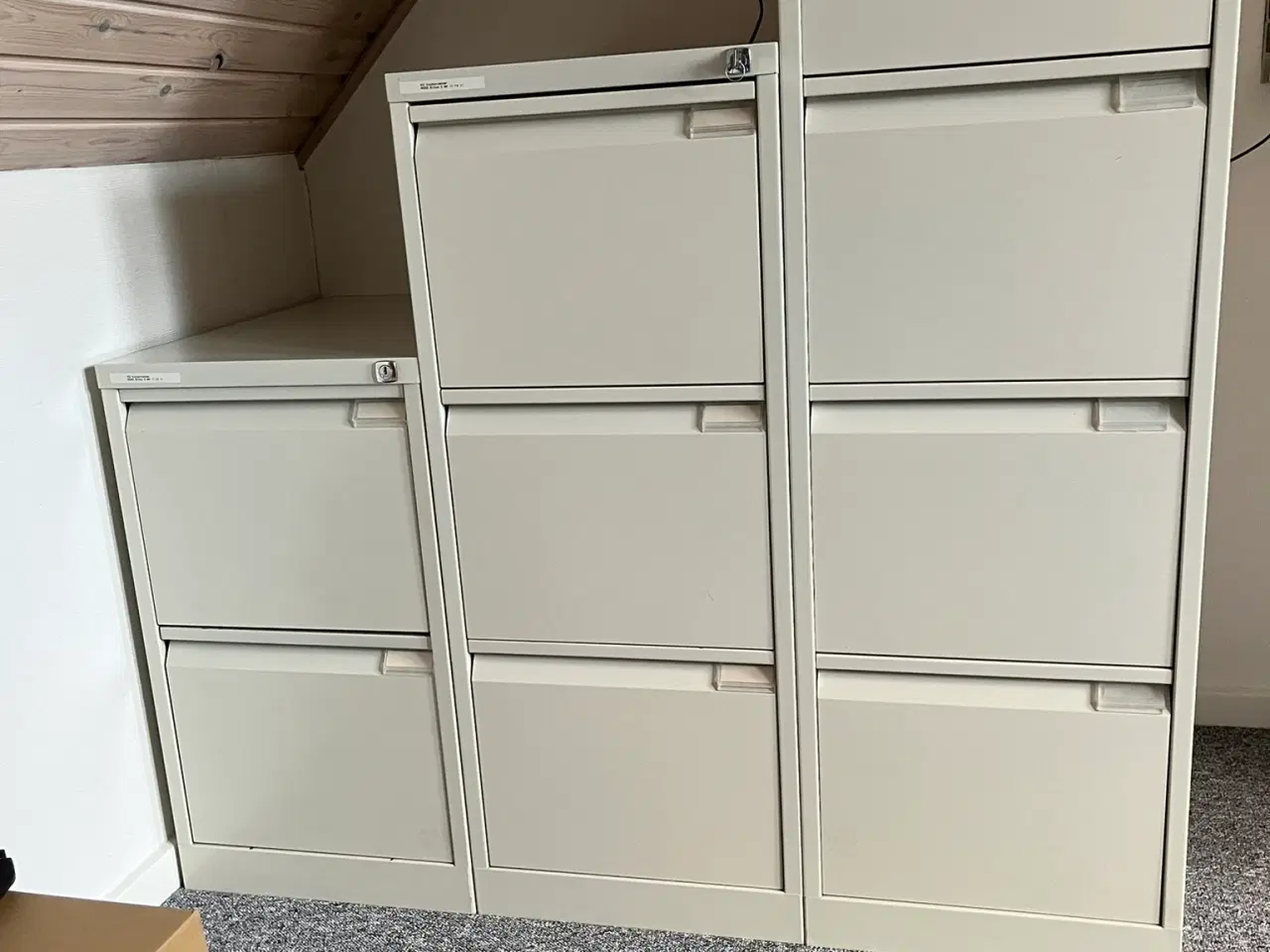 Billede 2 - 3 arkivskabe som nye, hvid/beige