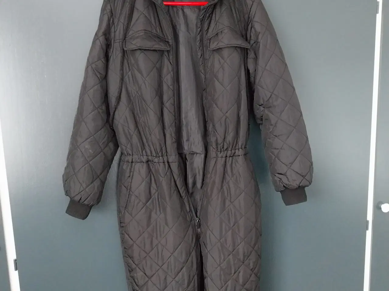 Billede 4 - Thermodragt med påsyet hætte