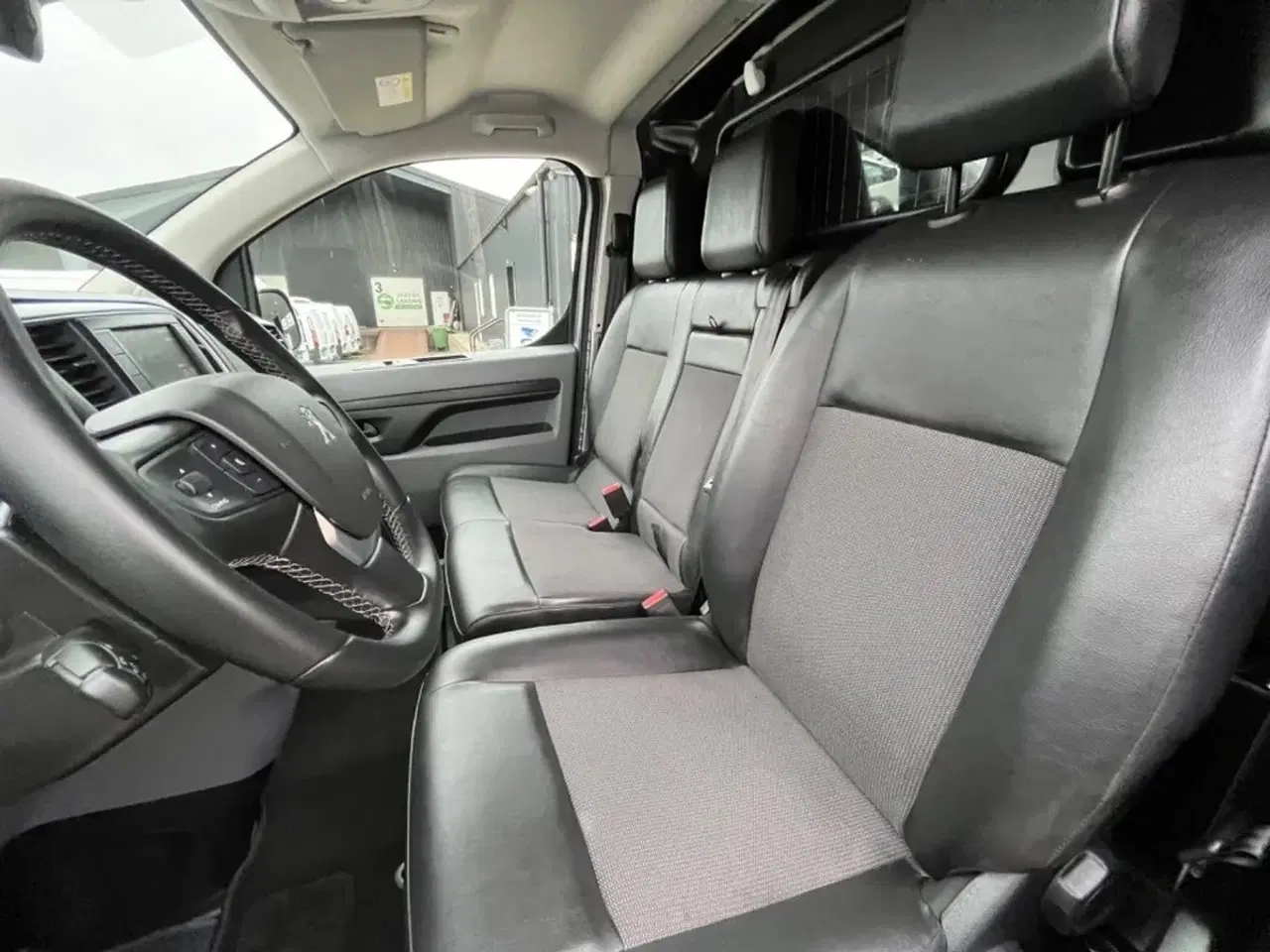 Billede 13 - Peugeot e-Expert 75 L2 Premium Van
