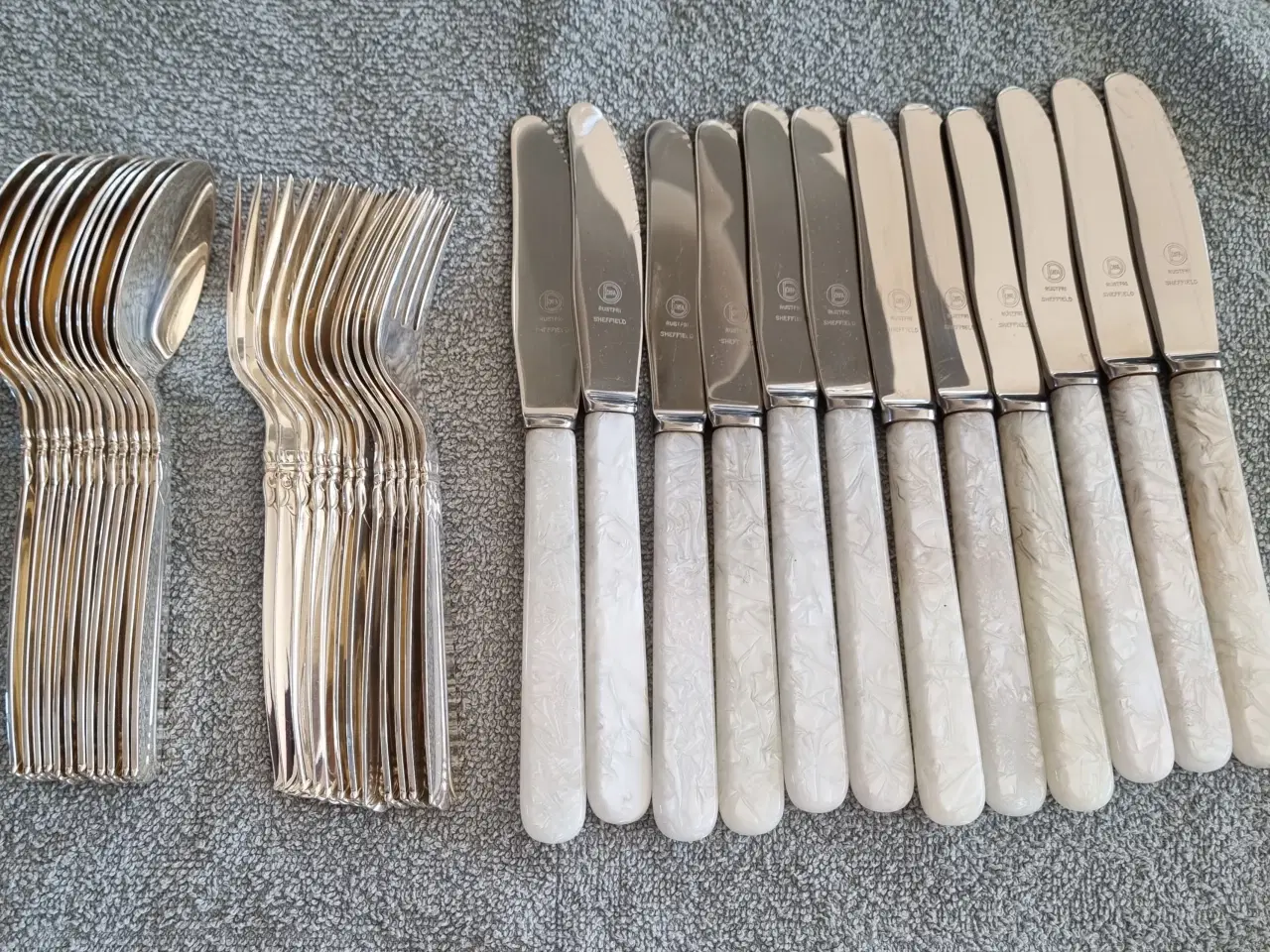 Billede 3 - Sølvplet bestik 12 personer. 