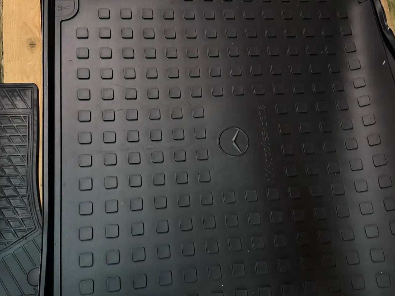 Billede 1 - Bagagerumsbakke Mercedes c220 stationcar 2019