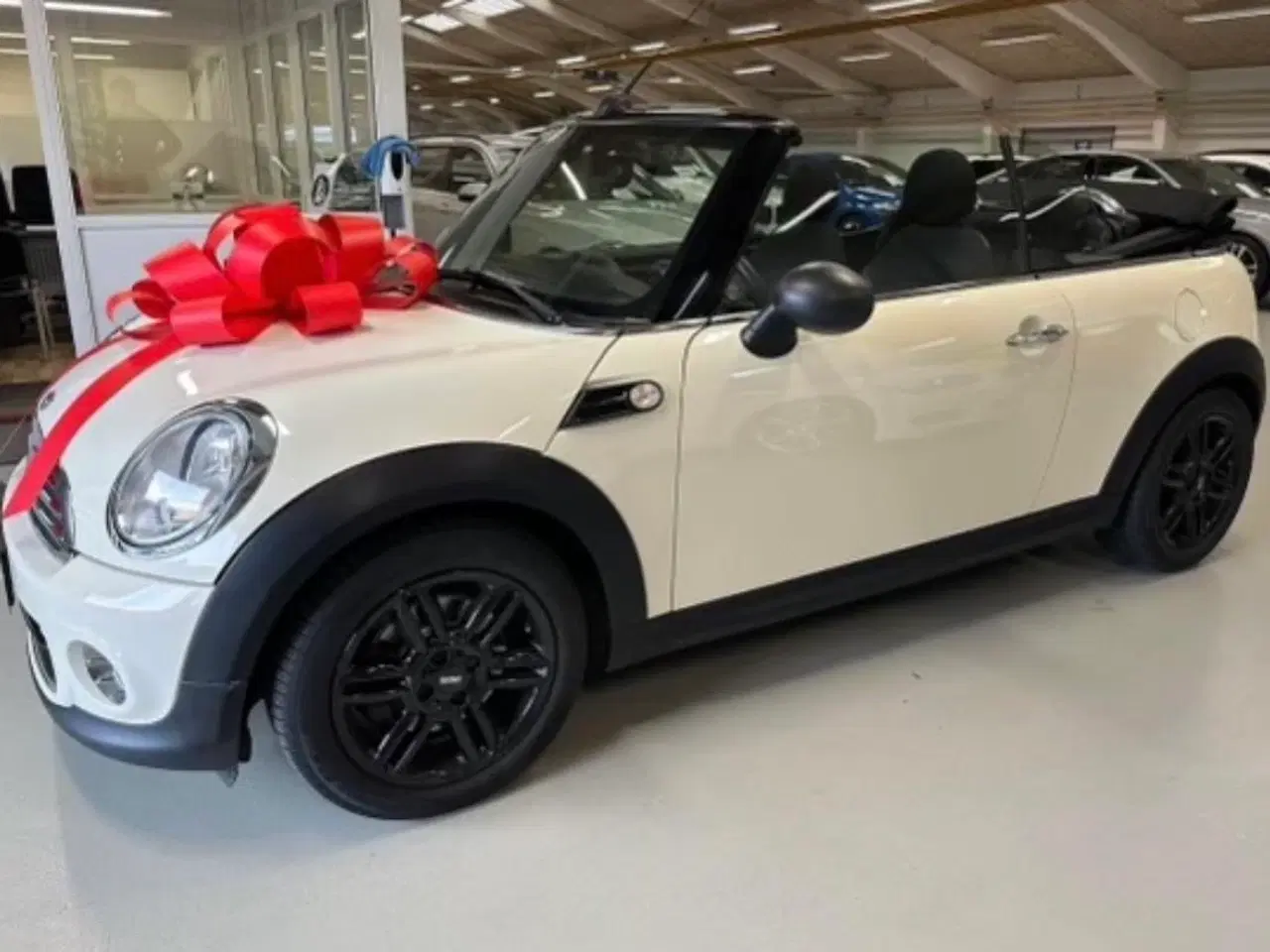 Billede 1 - Lækker Mini One Cabriolet