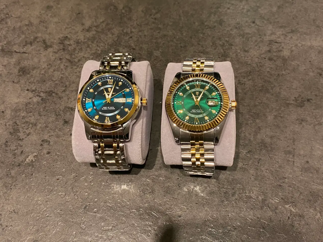 Billede 2 - Har 2 urer de har aldrig været brugt. 