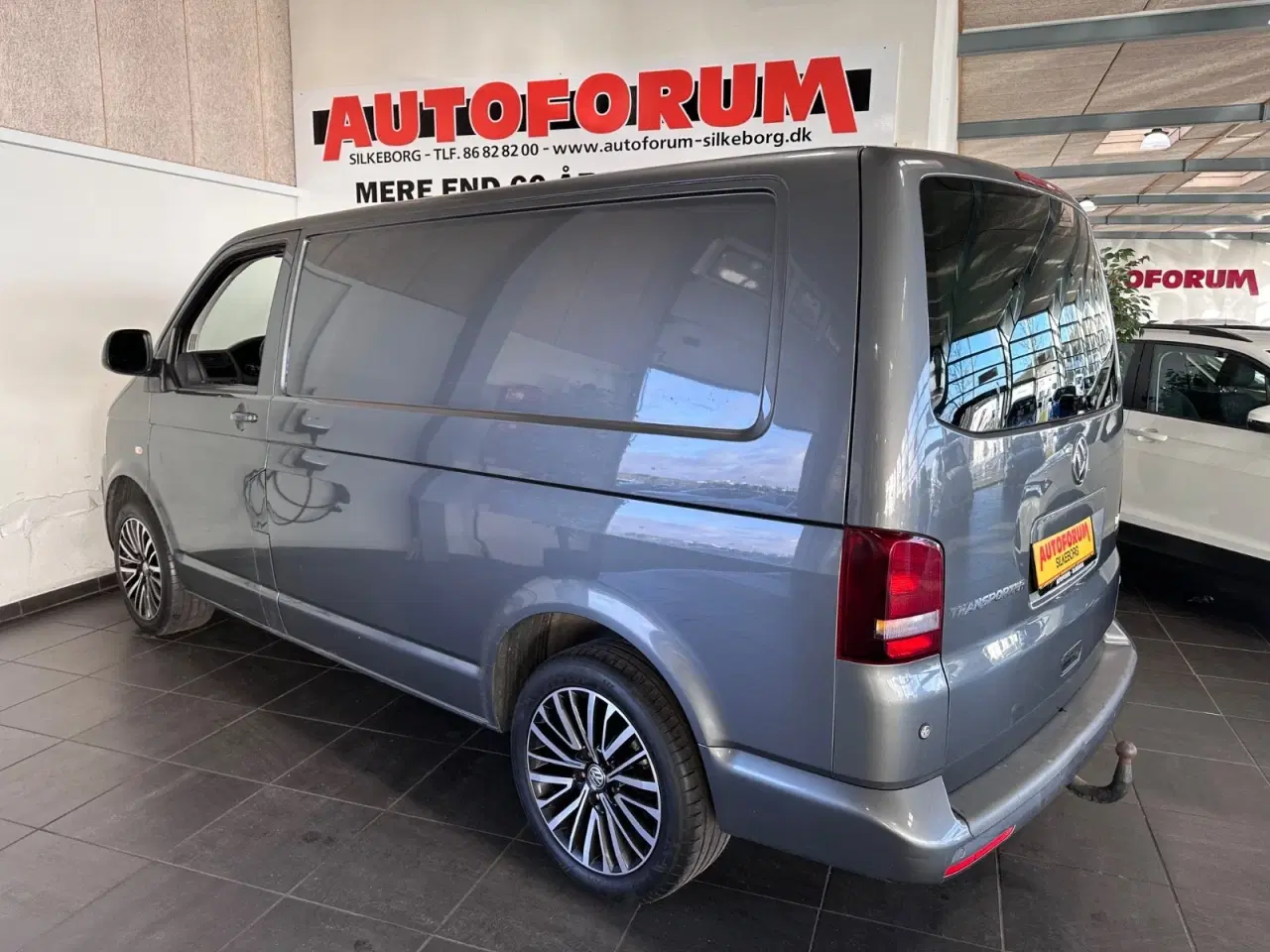 Billede 18 - VW Transporter 2,0 TDi 180 Kassevogn DSG 4Motion kort