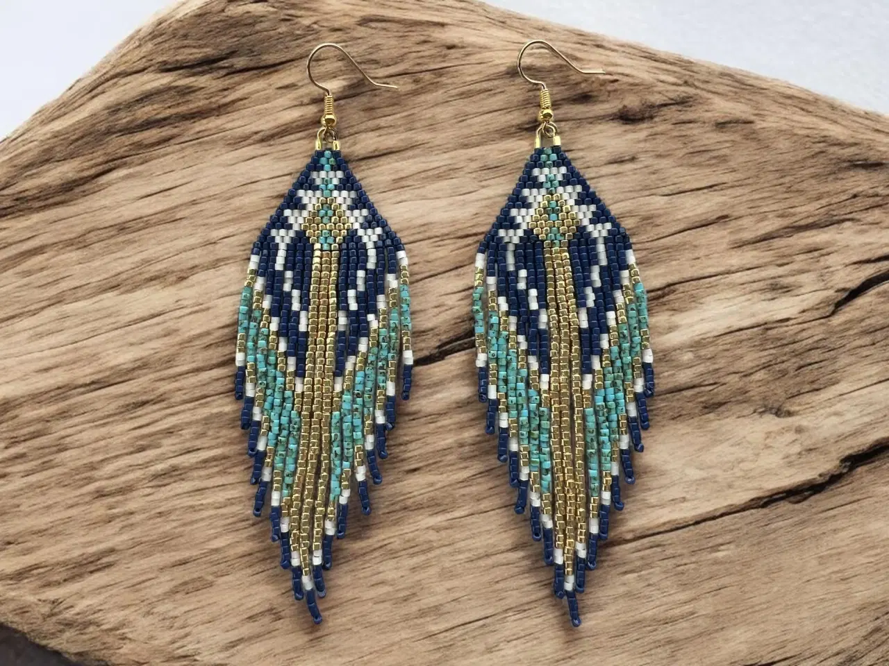 Billede 1 - Grønlandske øreringe, håndlavede 