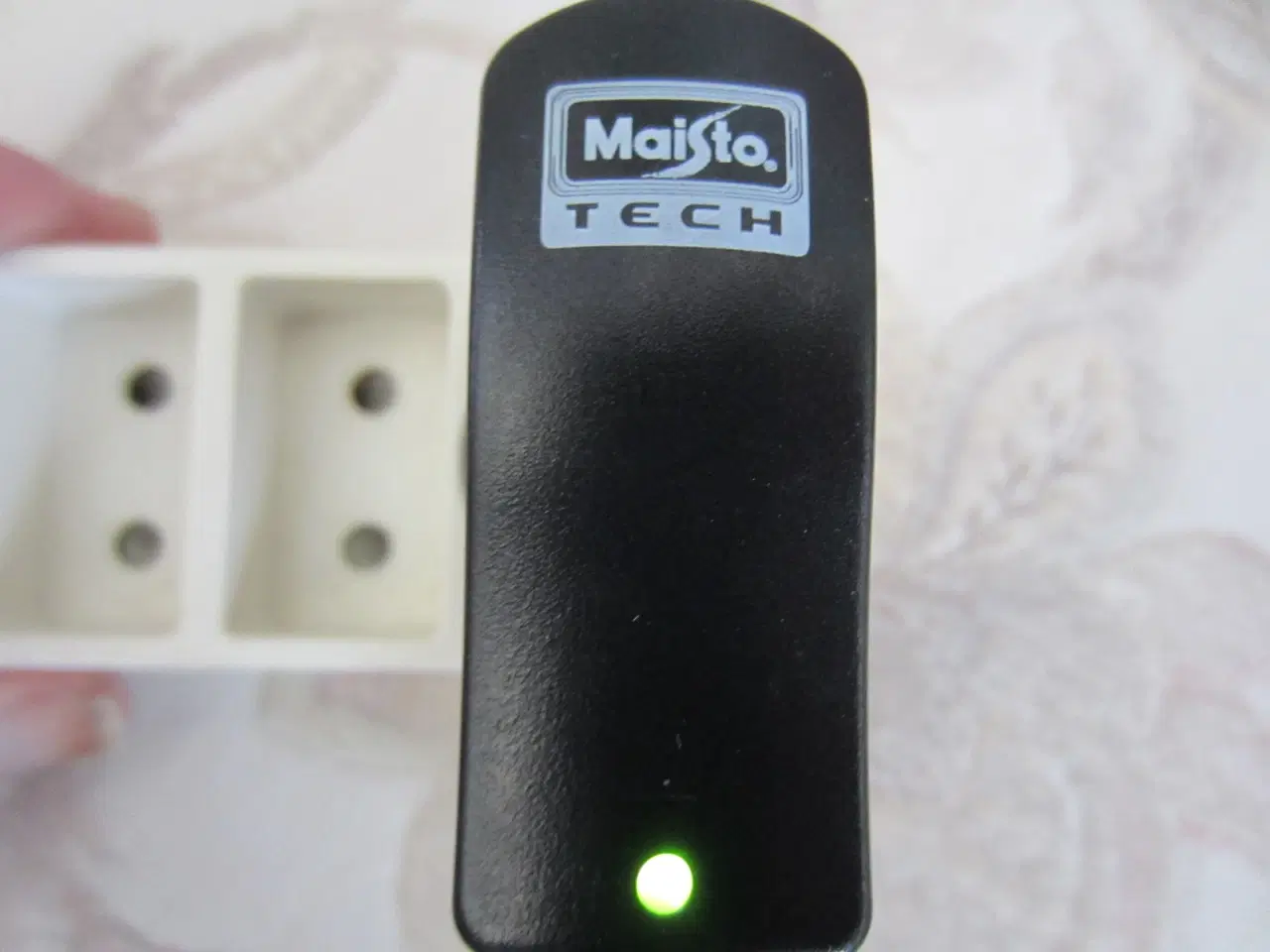 Billede 2 - Maisto TECH batteri lader W&T-CH06W072070G til 6V