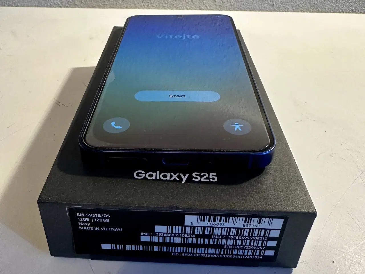 Billede 2 - Samsung Galaxy S25 Navy Blue(panserglas, garanti)