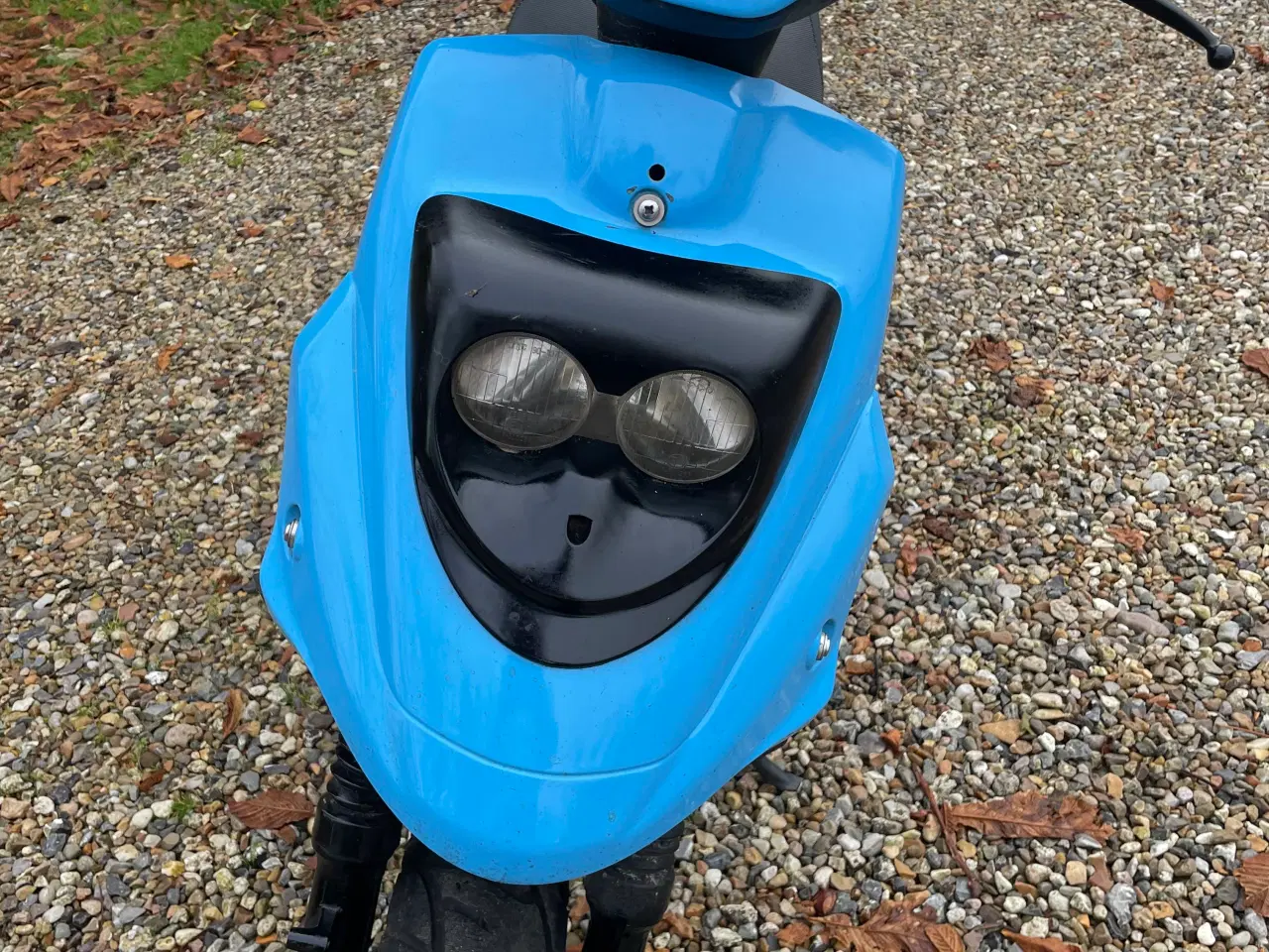 Billede 2 - Flot PGO HOT 50 med plader og papier