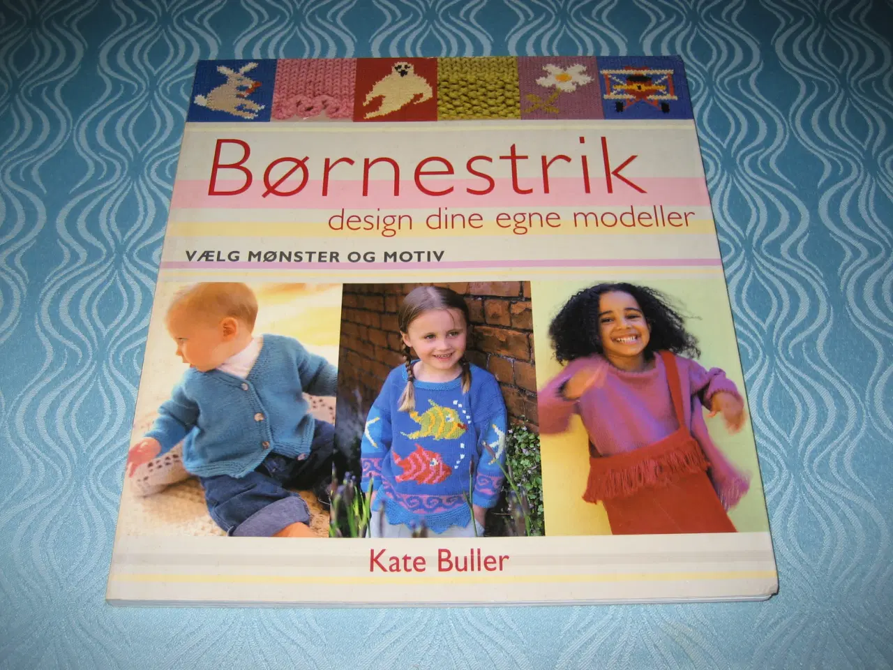 Billede 1 - Strikkebog