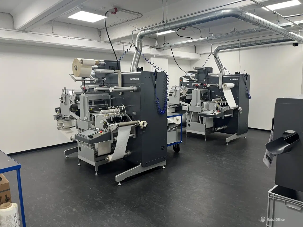 Billede 11 - Stor lager m. vareelevator og istandsat kontor med klimaanlæg