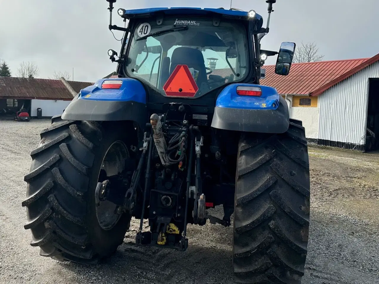 Billede 6 - New Holland T7.165 Med ÅLØ Q65 frontlæsser, frontlift og hitch krog