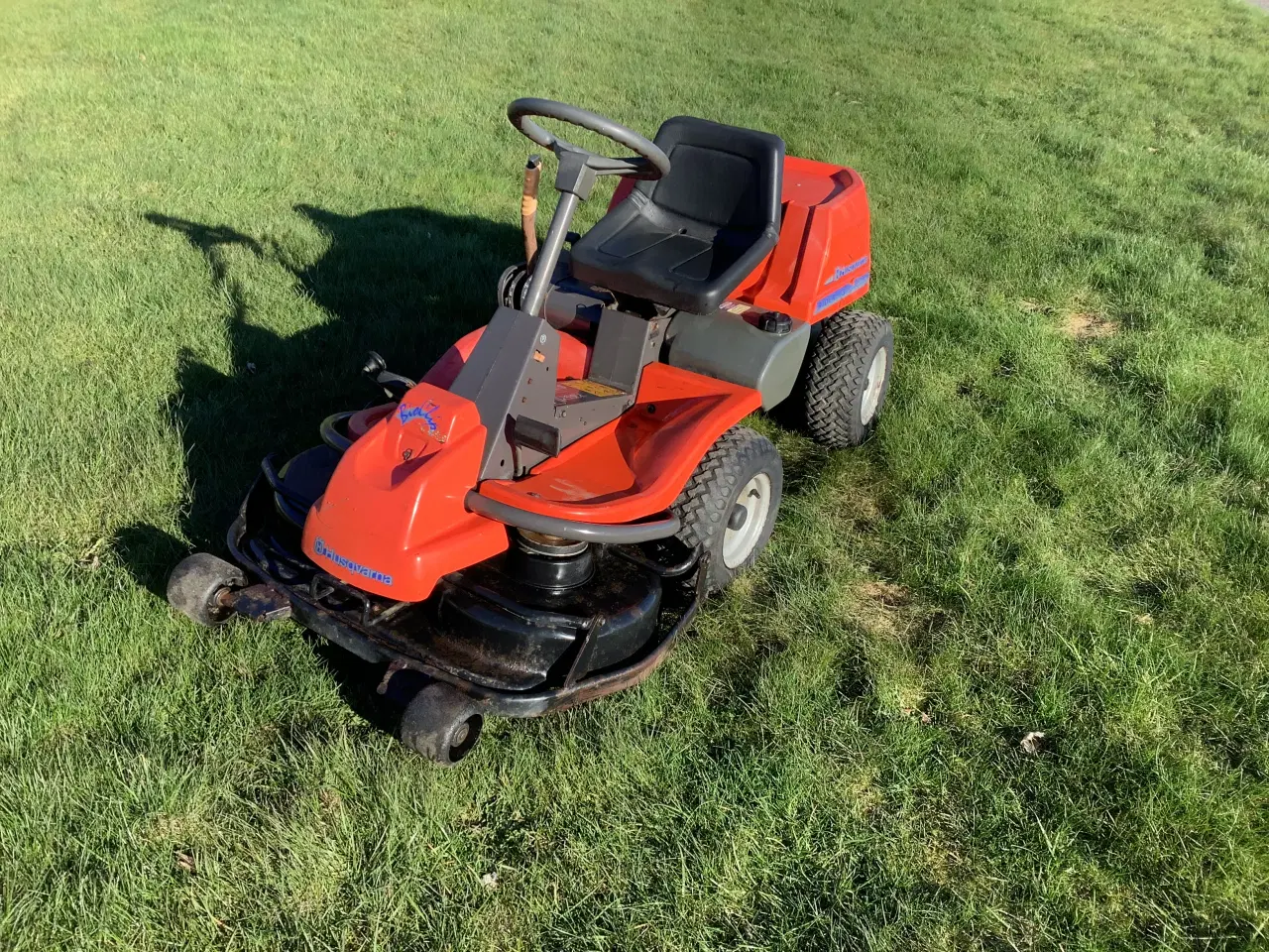 Billede 3 - Havetraktor. Husqvarna frontrider.