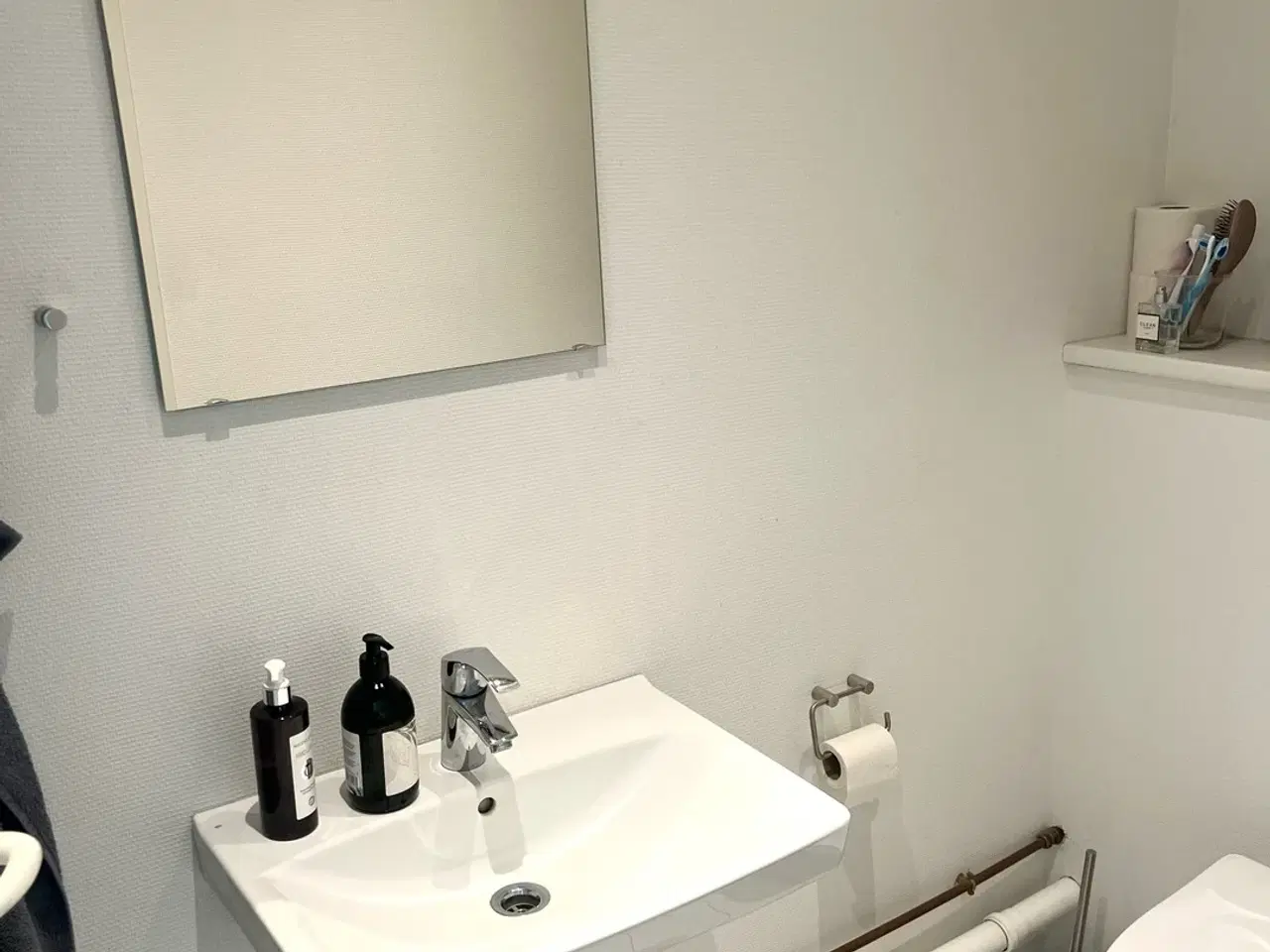 Billede 9 - Butikslokale midt på gågagden i Allerød til leje