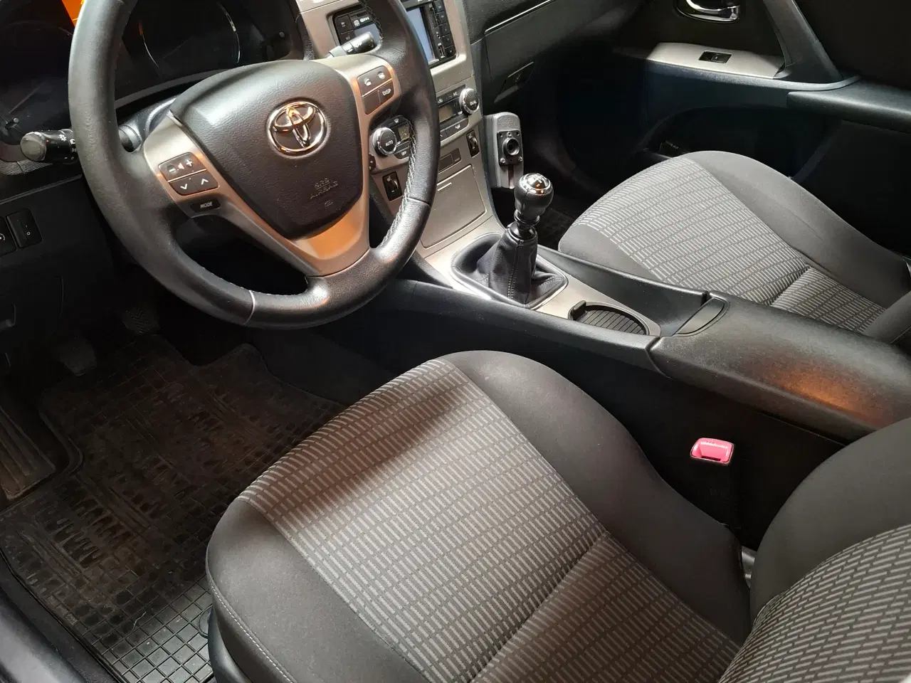 Billede 10 - Toyota avensis 1,8 stw benzin, manuel 6 gear