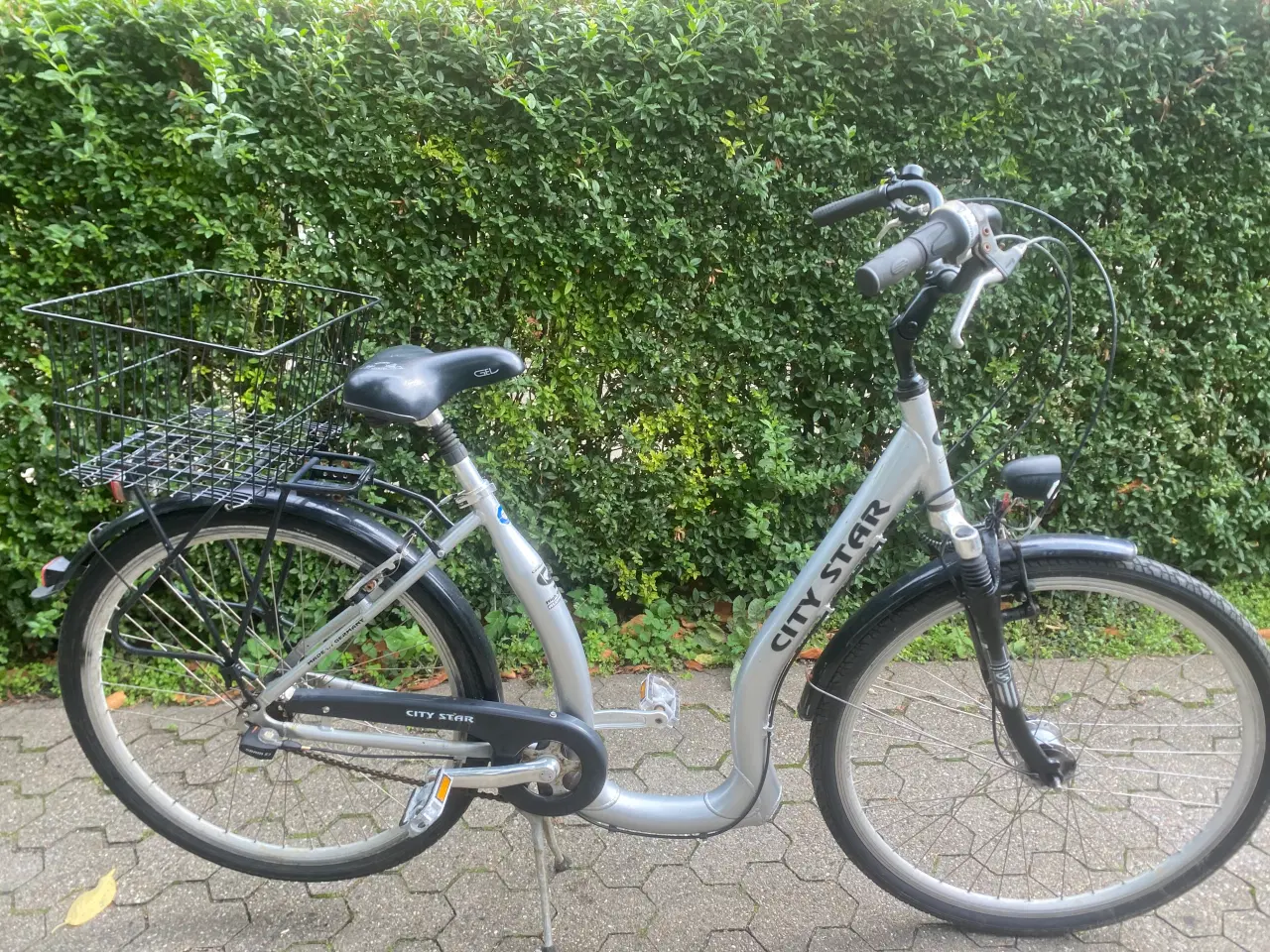 Billede 1 - Cykel med lav indstigning