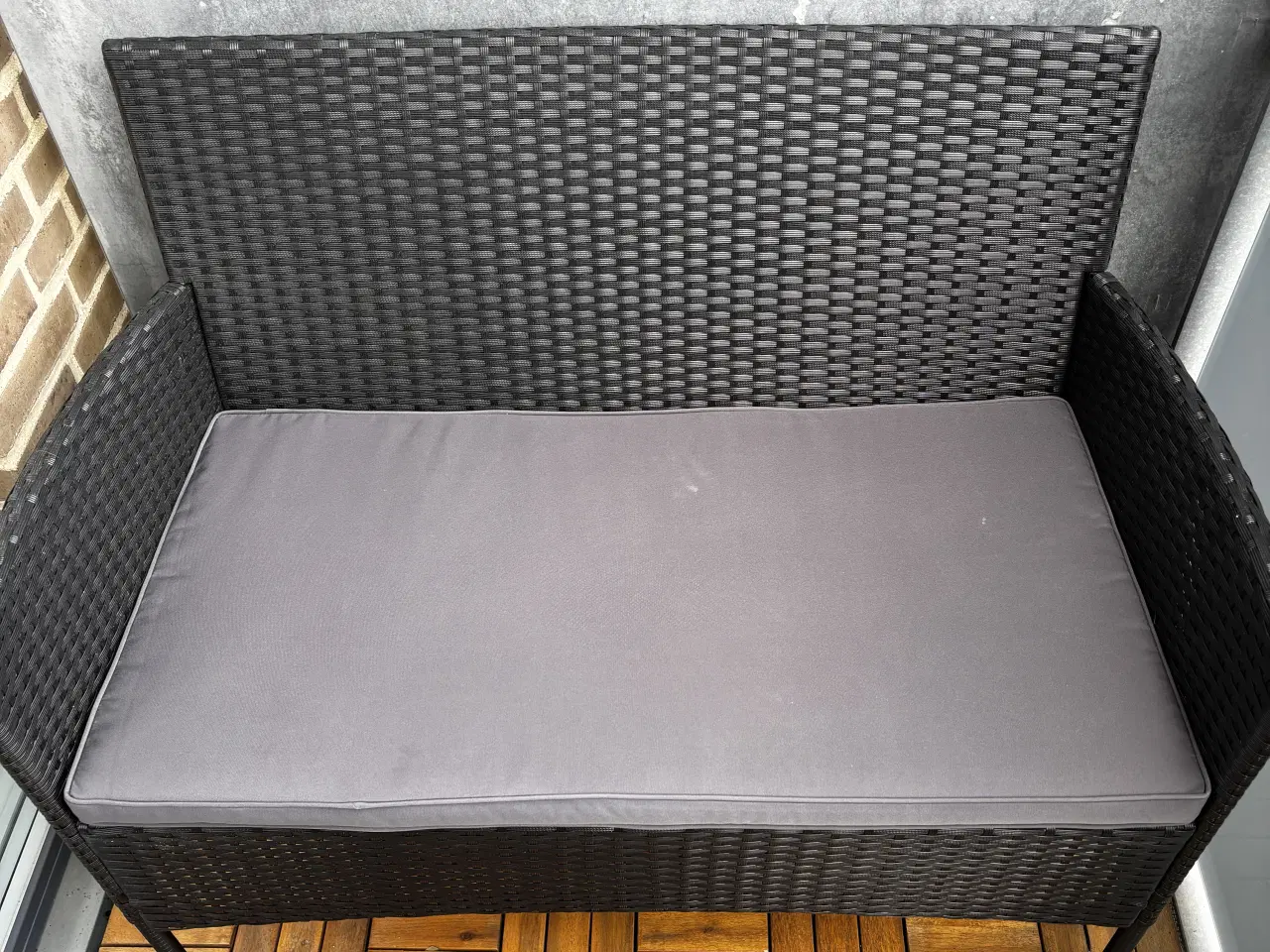 Billede 2 - Loungesofa med hynde