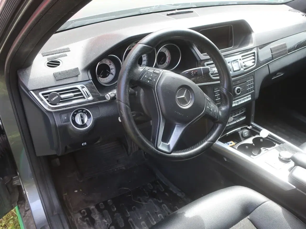 Billede 5 - Personbil MERCEDES E220 Bluetec diesel (momsfri)