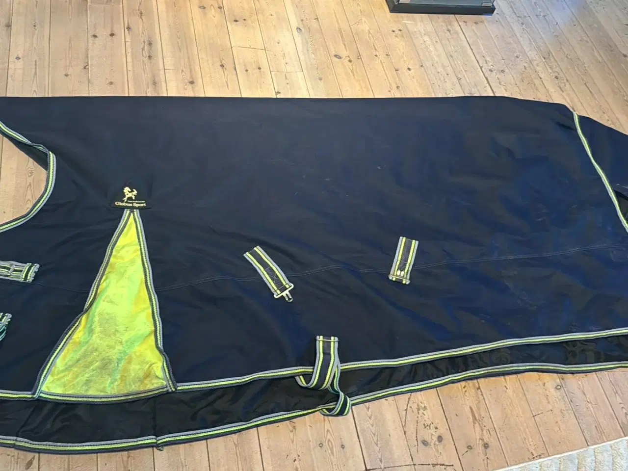 Billede 1 - Regndækken str 135 høj nakke 