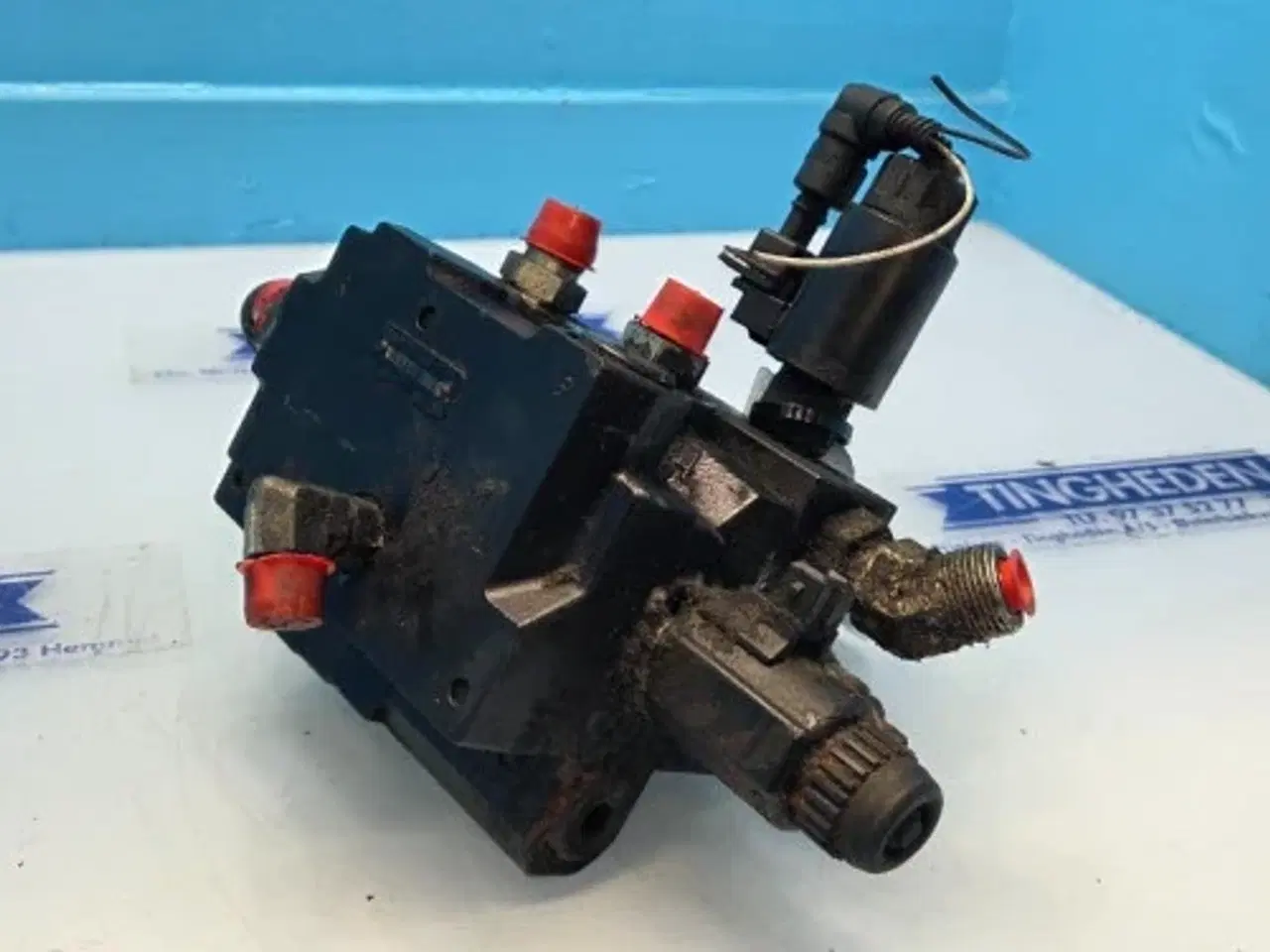 Billede 9 - New Holland CR9.90 Hydraulikventil 87313989