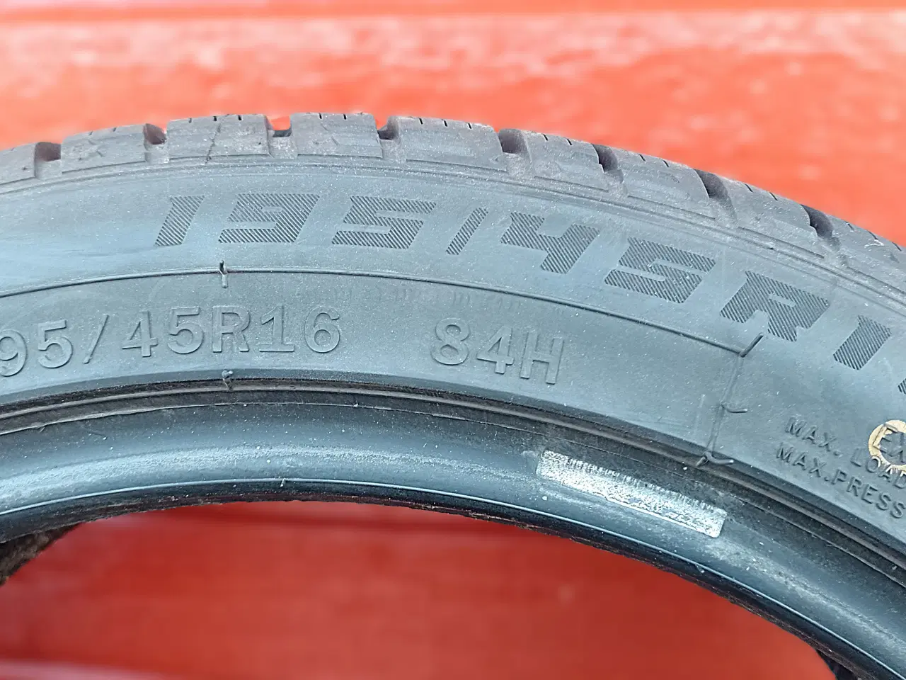 Billede 6 - 195/45 R16 Vinterdæk