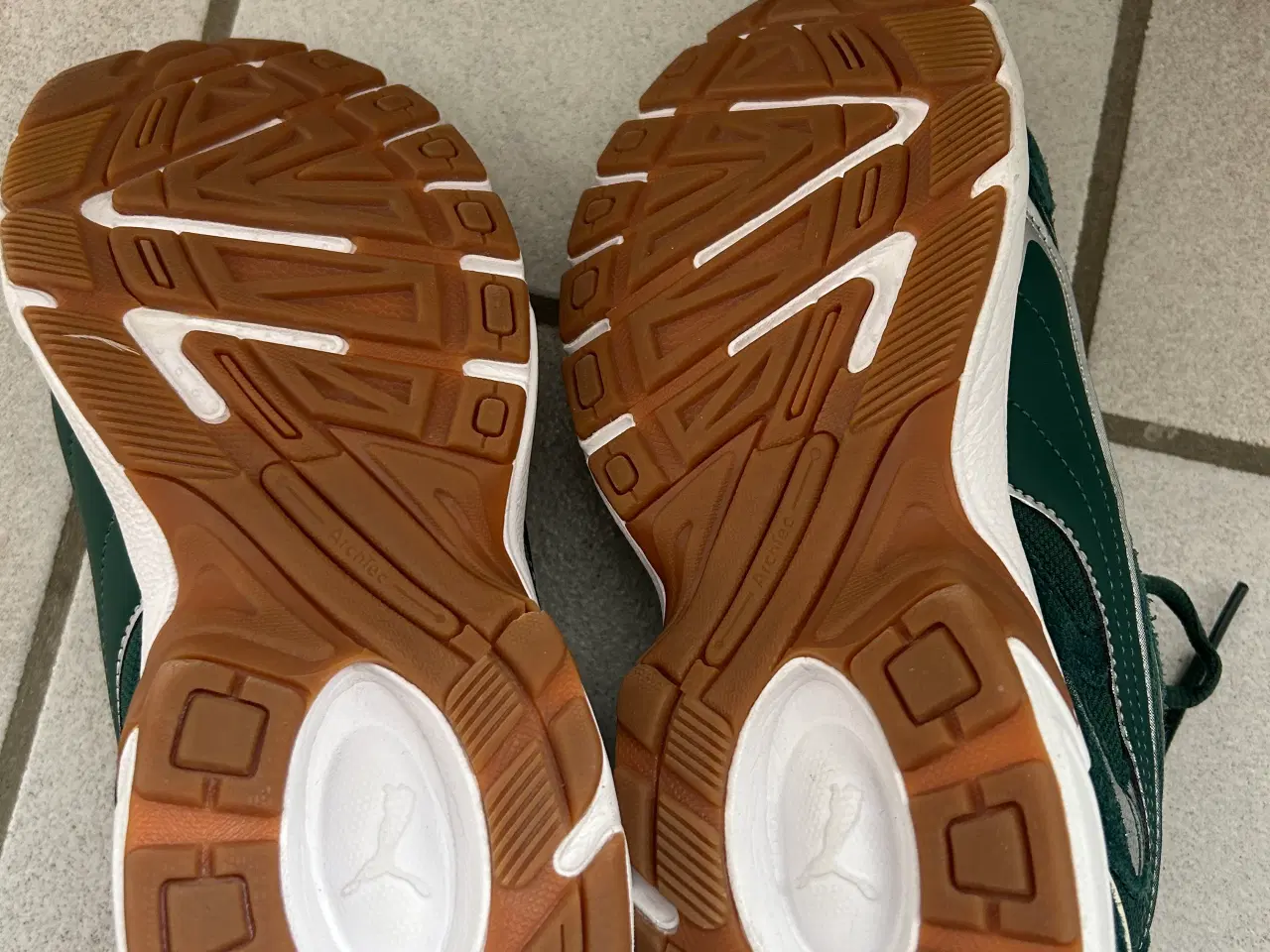 Billede 4 - Næsten ny Puma sko str. 40