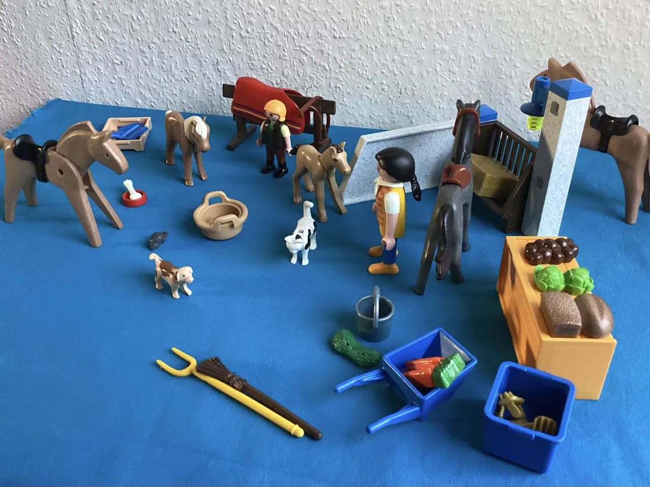 Billede 1 - Playmobil lille heste - rideskole